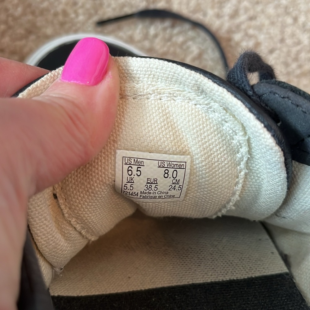Vans Ultra Cush Leather Sneakers - Picture 6 of 6